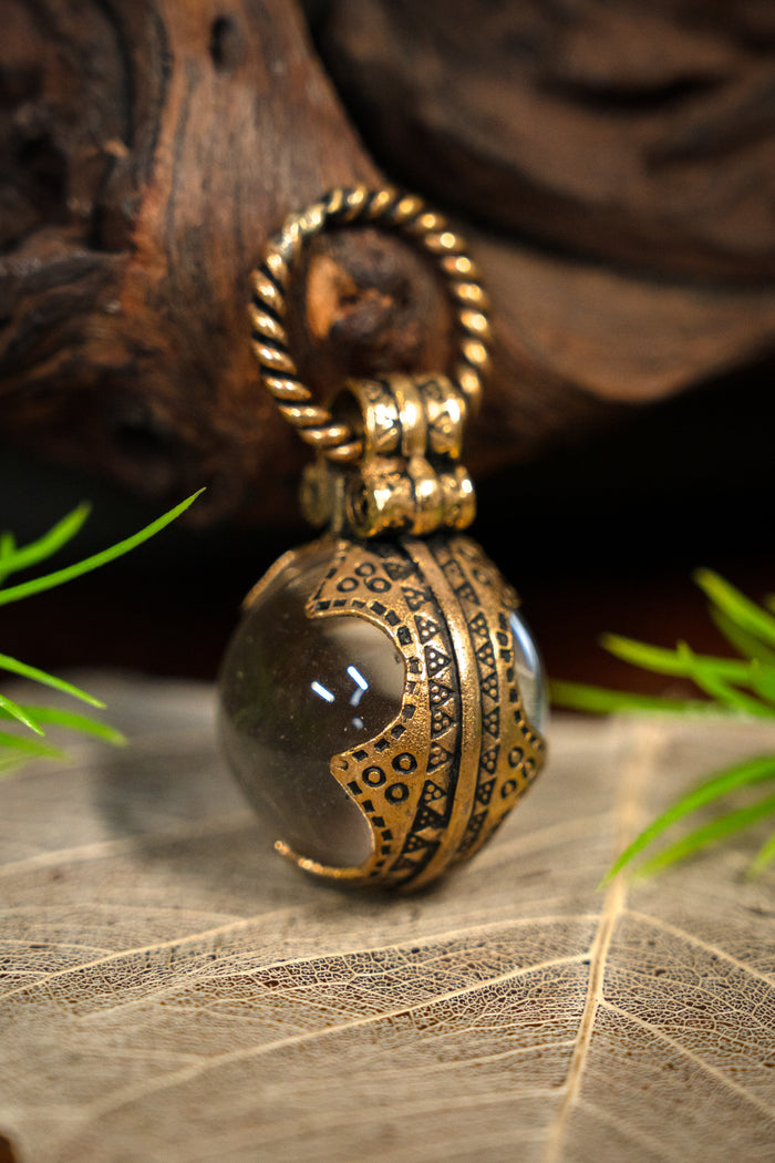 Viking völva Bergkristall-amulett Gotland, M, brons
