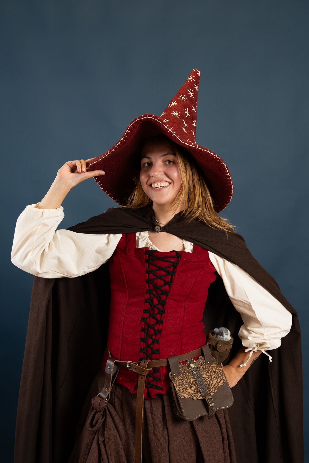 Witch hat with stars, red, wool felt