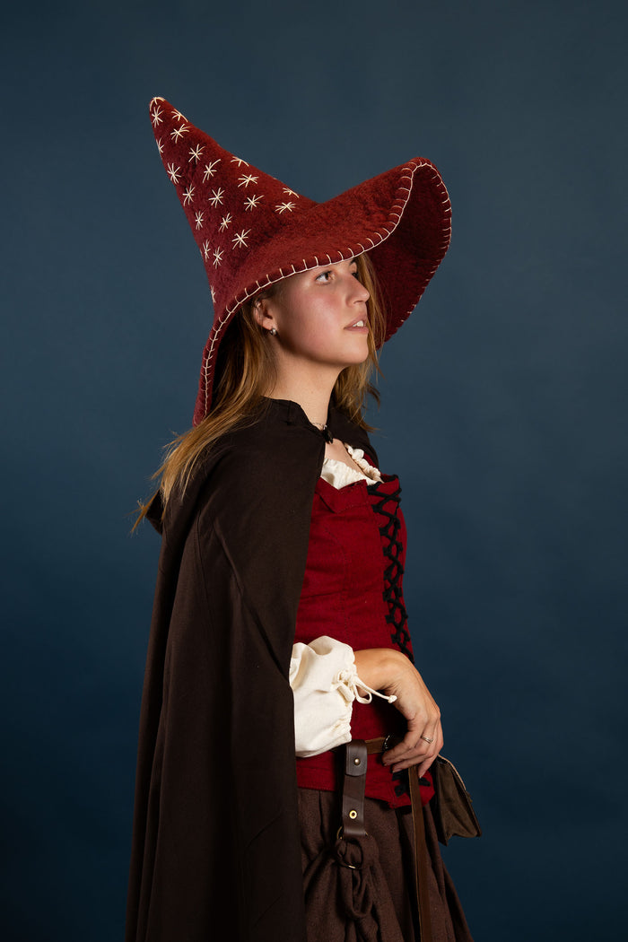 Witch hat with stars, red, wool felt