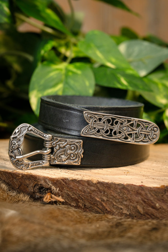 Birka Gürtel, schwarz, versilbert, 165 cm