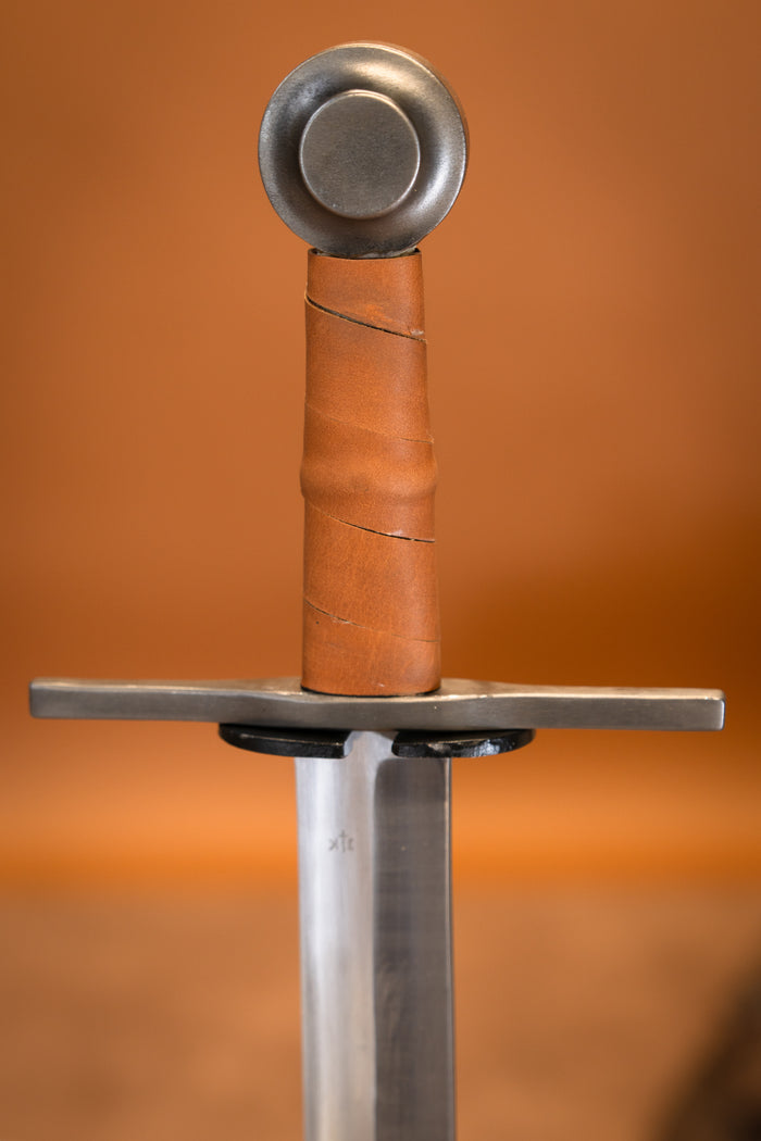 Gotikos falchion, bukas (battle-ready)