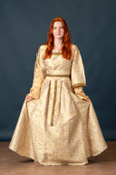 Aquitania bliaut - white