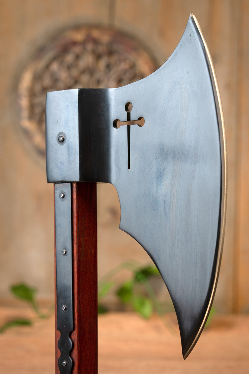 Ascia da guerra tardo-medievale, semi-affilata