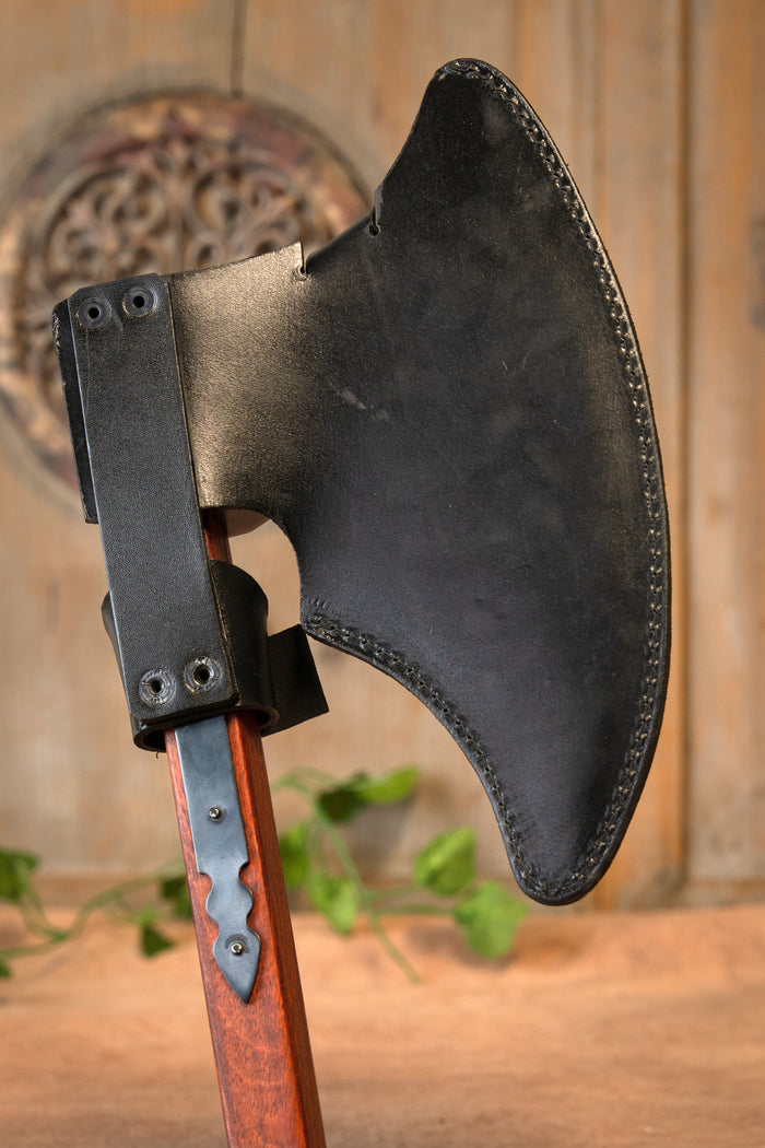 Late medieval battle axe, semi-sharp