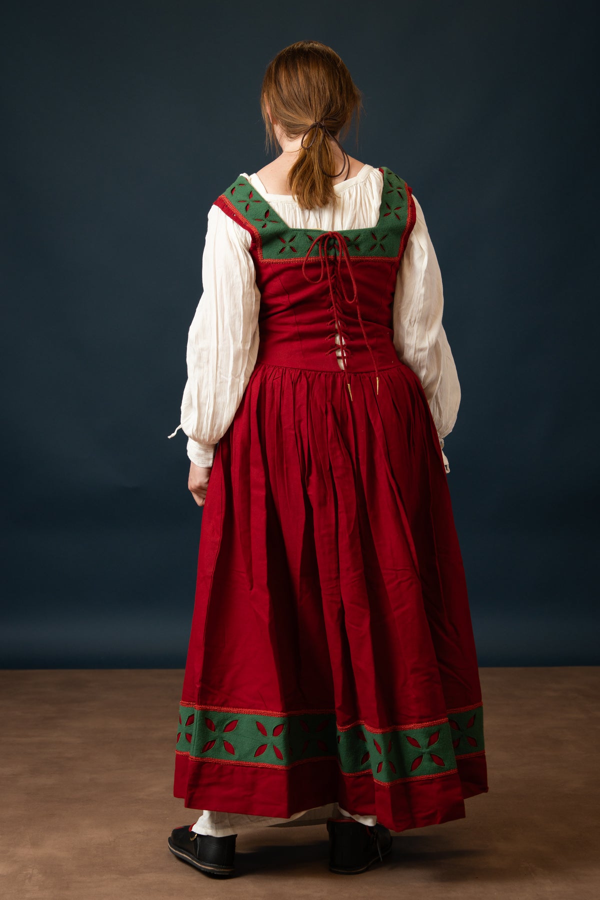 Landsknecht Kampfrau ruha Hannah, kirtle, gyapjú, zöld-piros