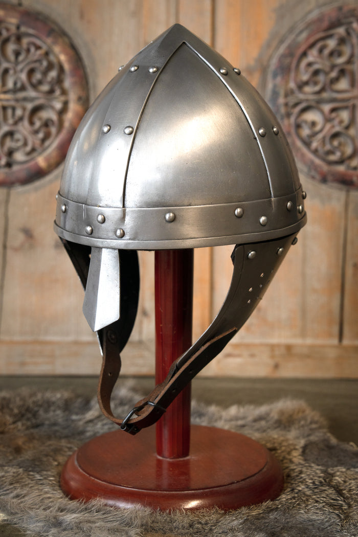 Spangenhelm germanico Henning, 1–1,2 mm