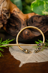Islannin viikinkifibula, pronssi