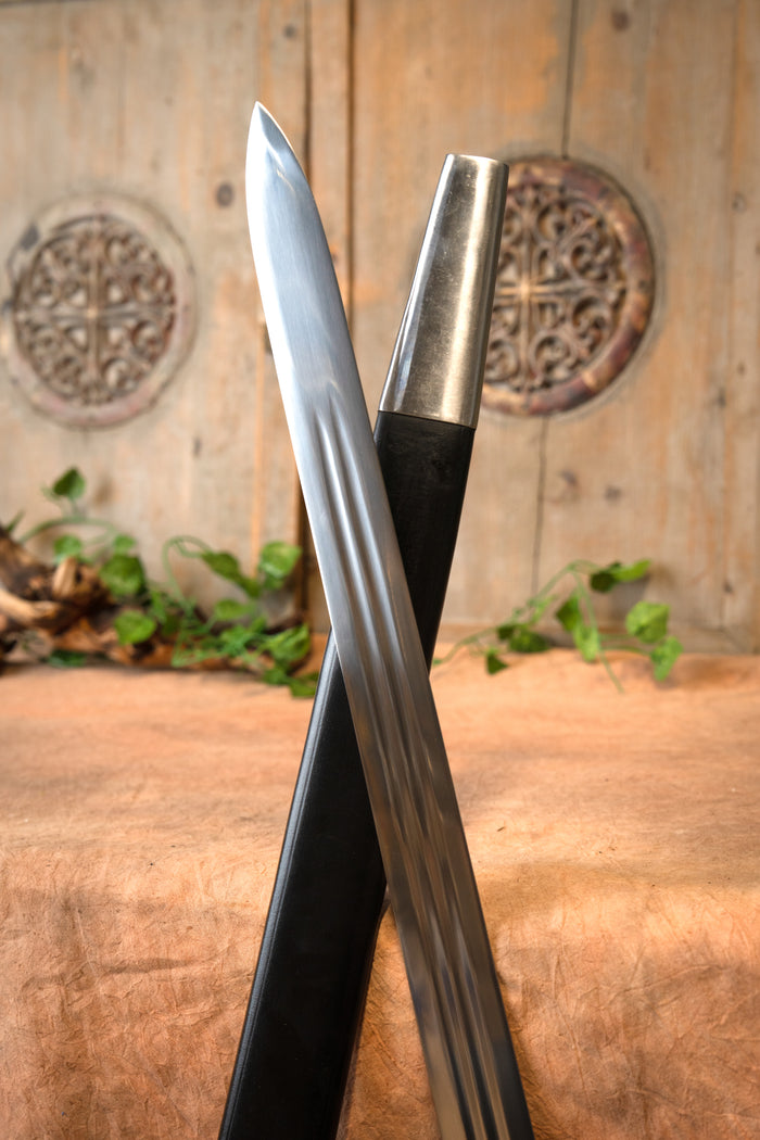 Medieval bastard sword Battle of Bosworth, semi-sharp