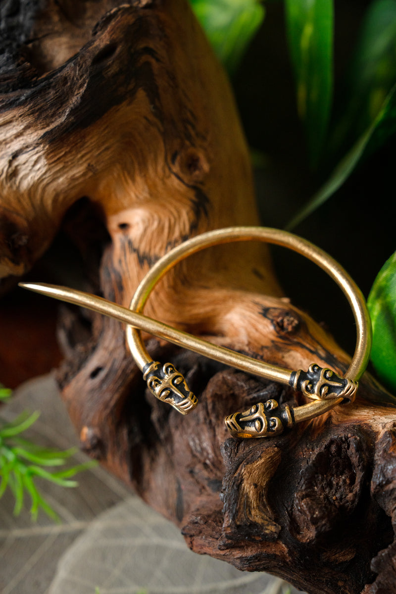 Islandsk vikingefibula, bronze