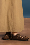 Mittelalterliche Sandalen mit Gummisohle