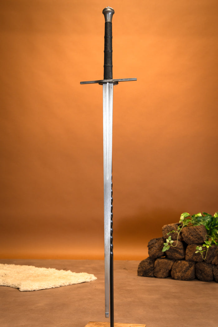 HEMA longsword, medium flexibility, blunt (battle-ready)