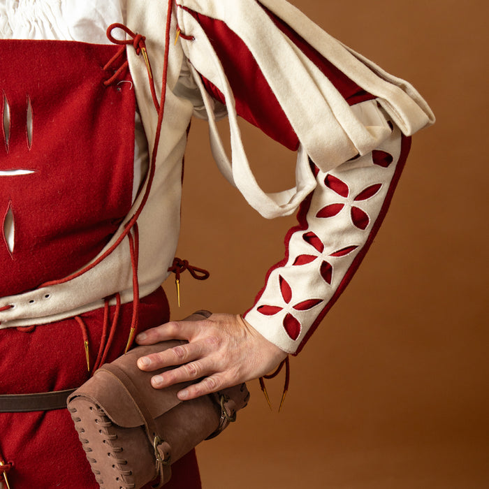 Detachable Sleeve Bloom, wool blend, red-white