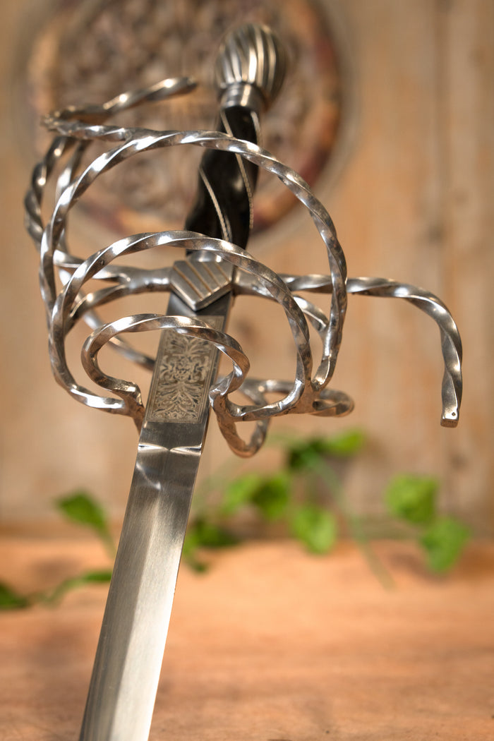 Rapir De Tre Musketerer med bengreb, semi-skarpt