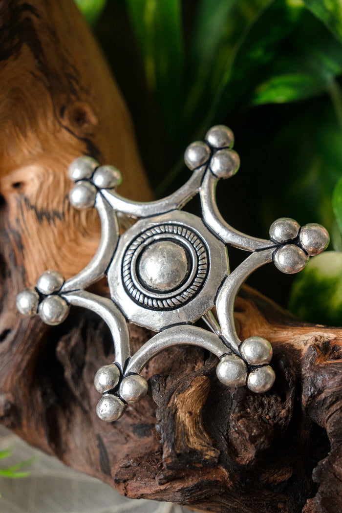 Brooch Uta zu Naumburg, silvered bronze