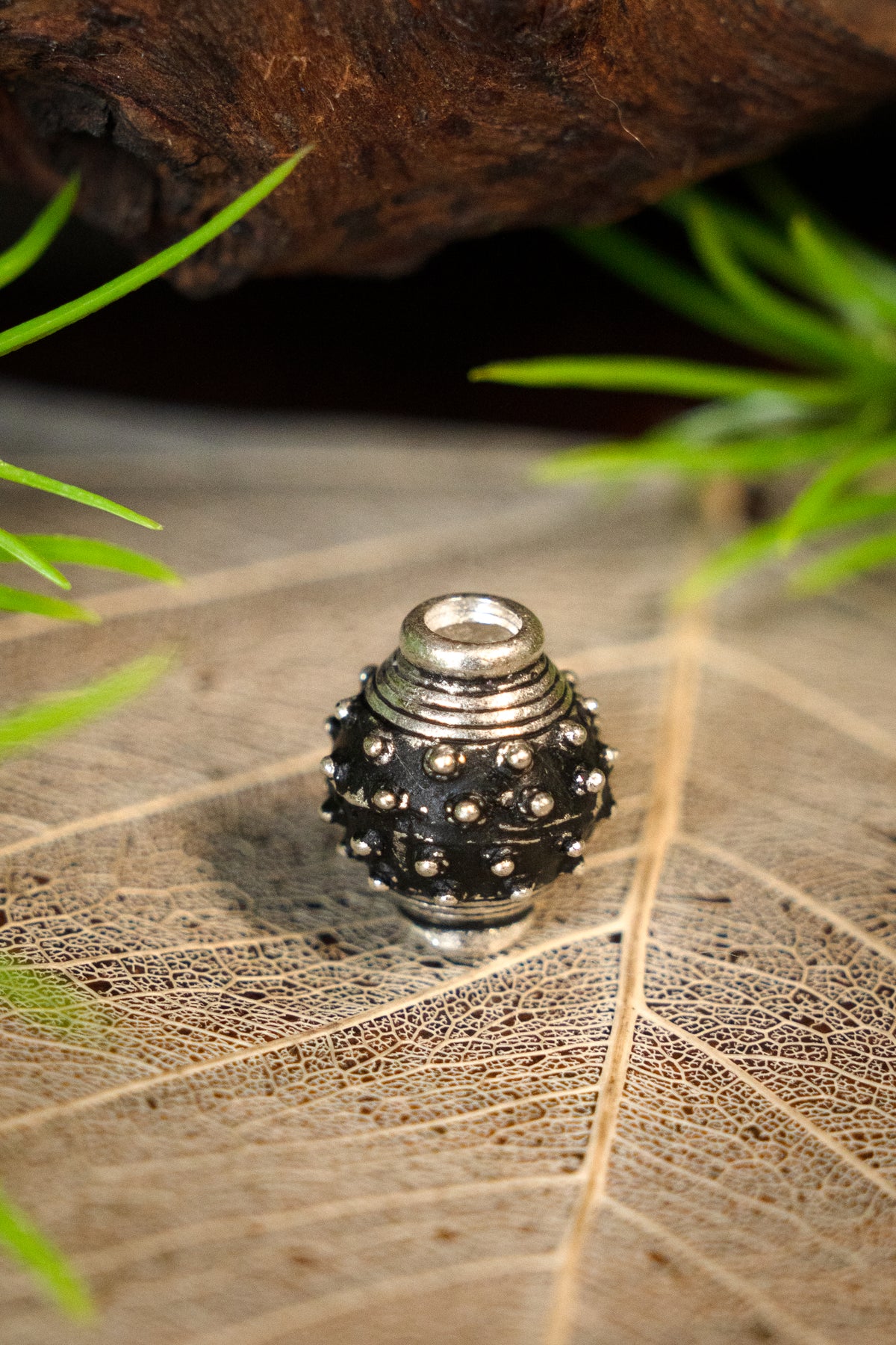 Wikinger Bartperle aus dem 9. bis 10. Jahrhundert, versilberte Bronze