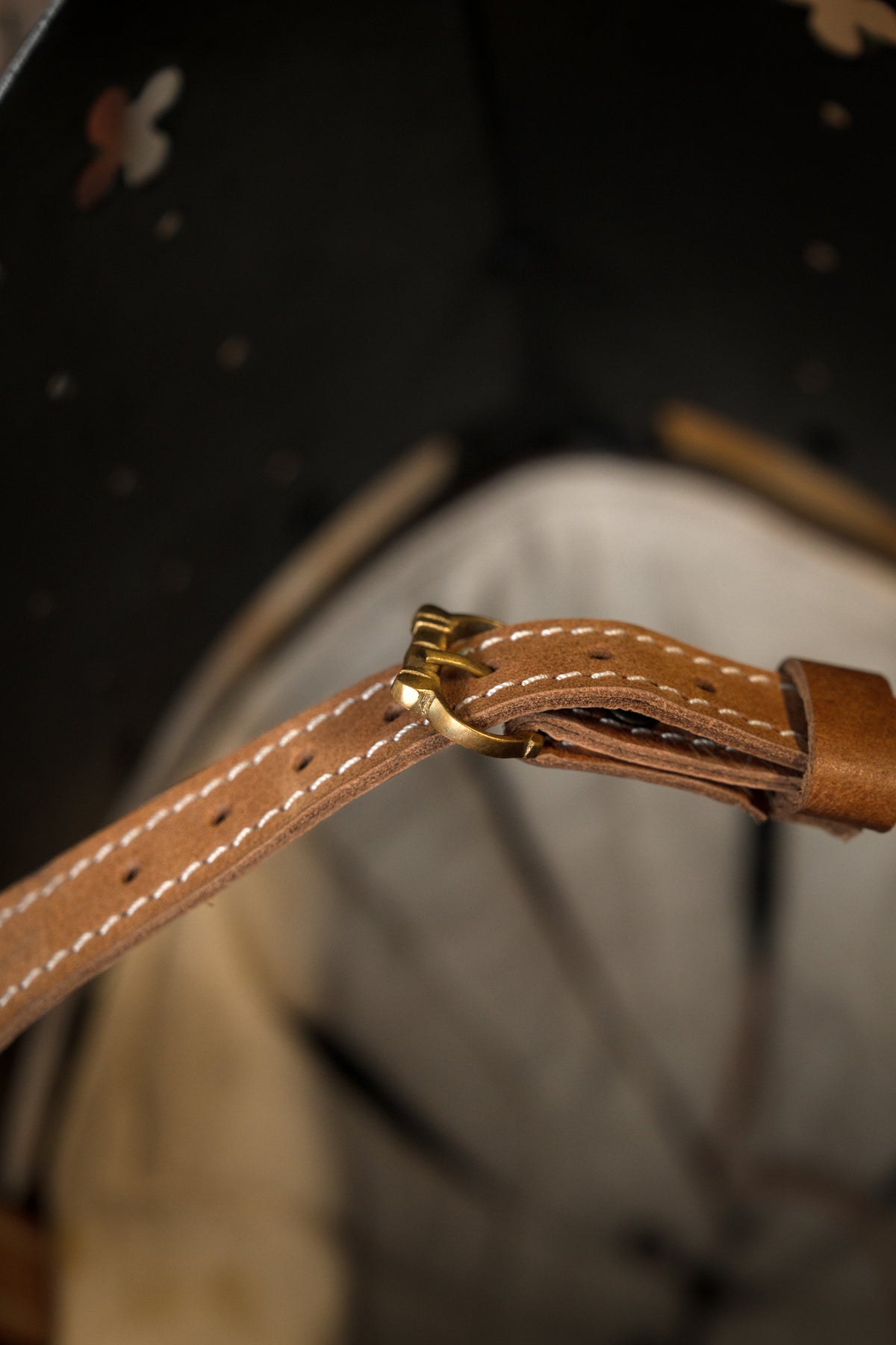 Hełm krzyżowców z mosiężnym wizjerem, 1,6 mm