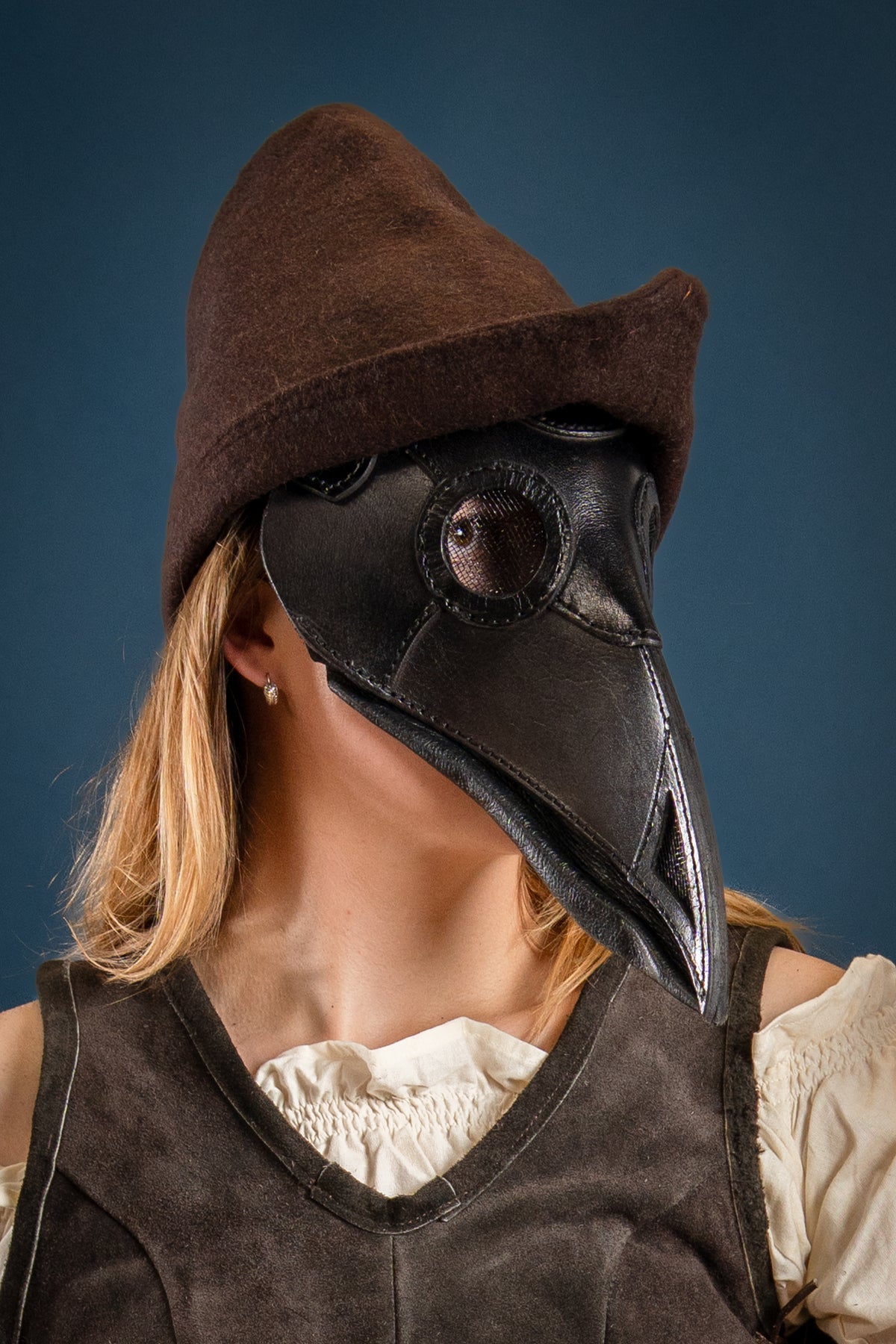 Masque de médecin de la peste en cuir, noir