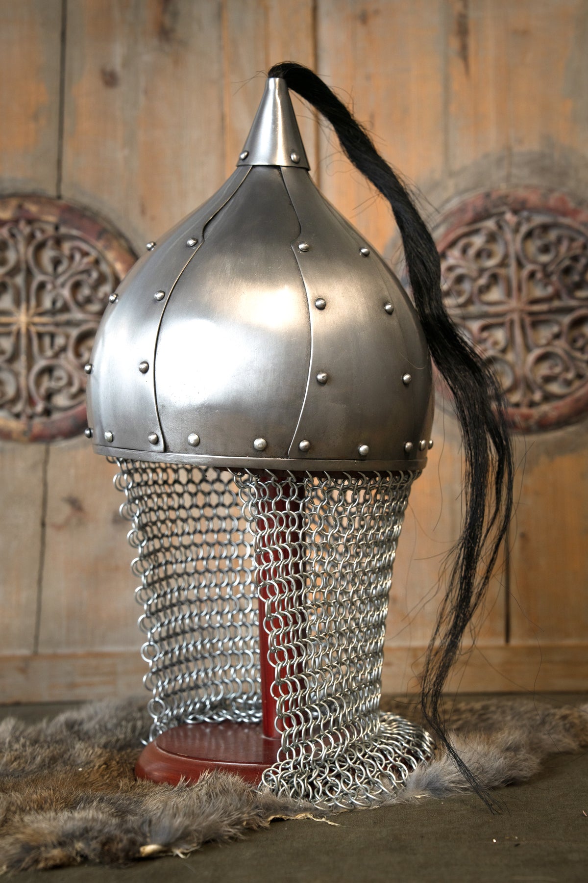 Wczesnośredniowieczny hełm spangenhelm z okresu wędrówek ludów, 1–1,2 mm