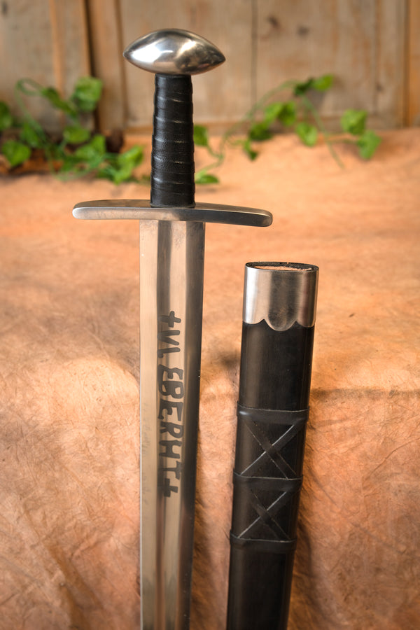 Espada Viking Ulfberht, semi-afiada