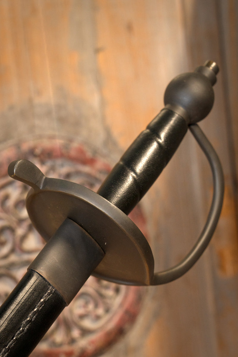 Piracka szabla Blackbeard, półostra