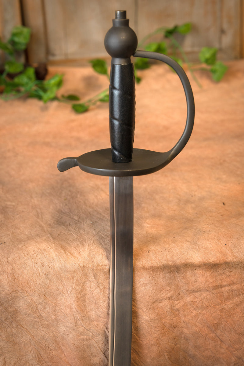 Piracka szabla Blackbeard, półostra