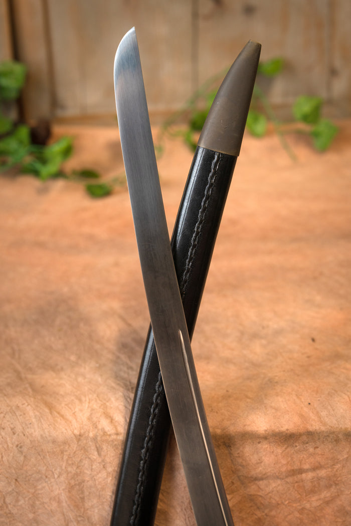 Middelalderligt sværd Oakeshott type X, semi-skarpt