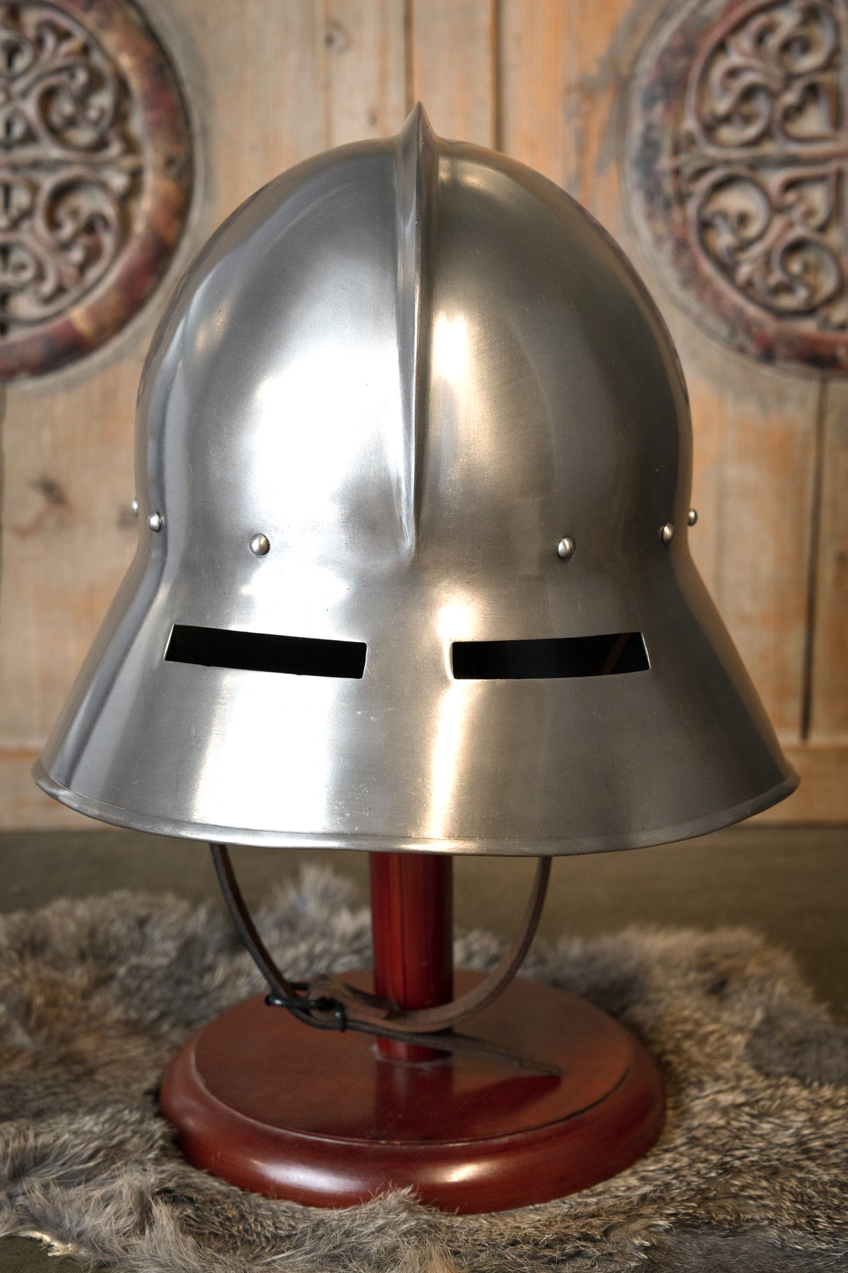 Casco alemán tipo kettle del siglo XV, 1 mm