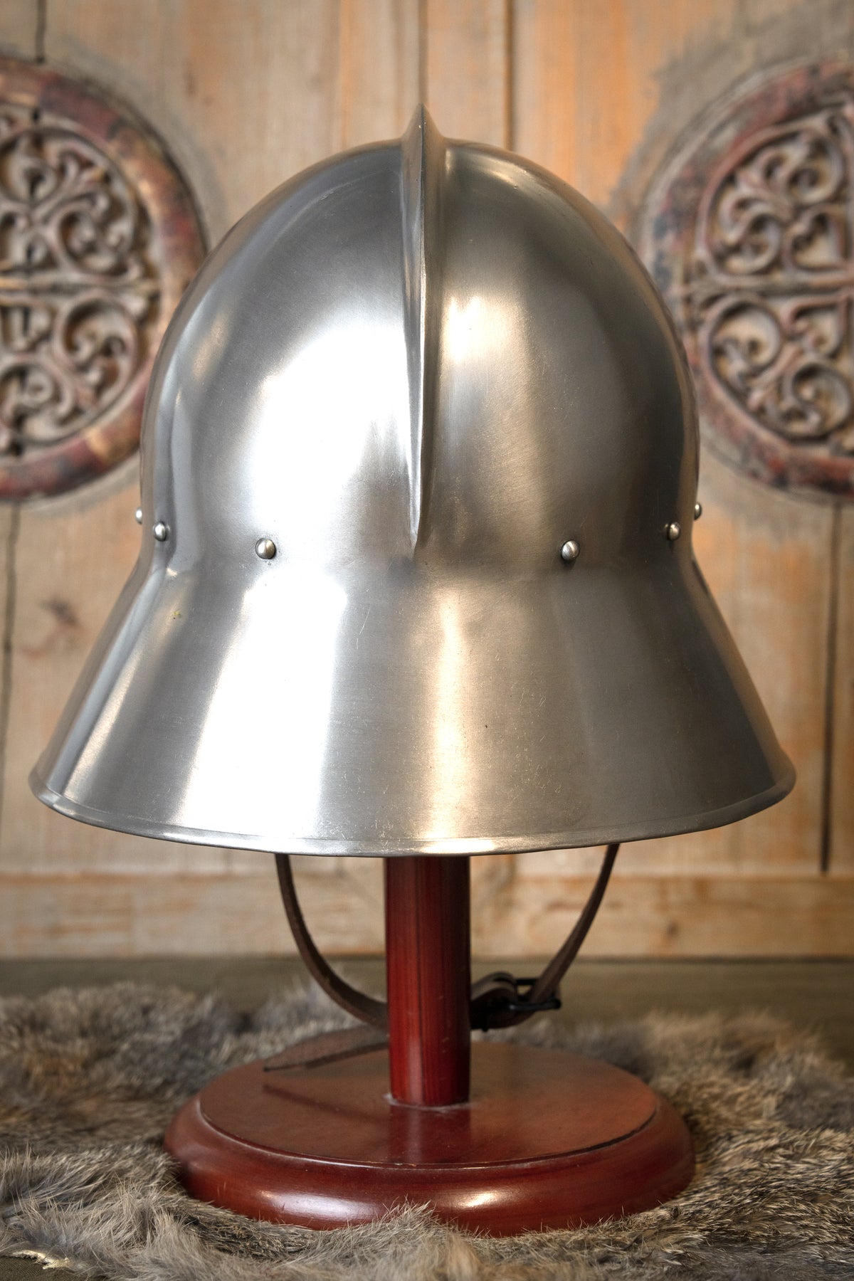 Casco alemán tipo kettle del siglo XV, 1 mm