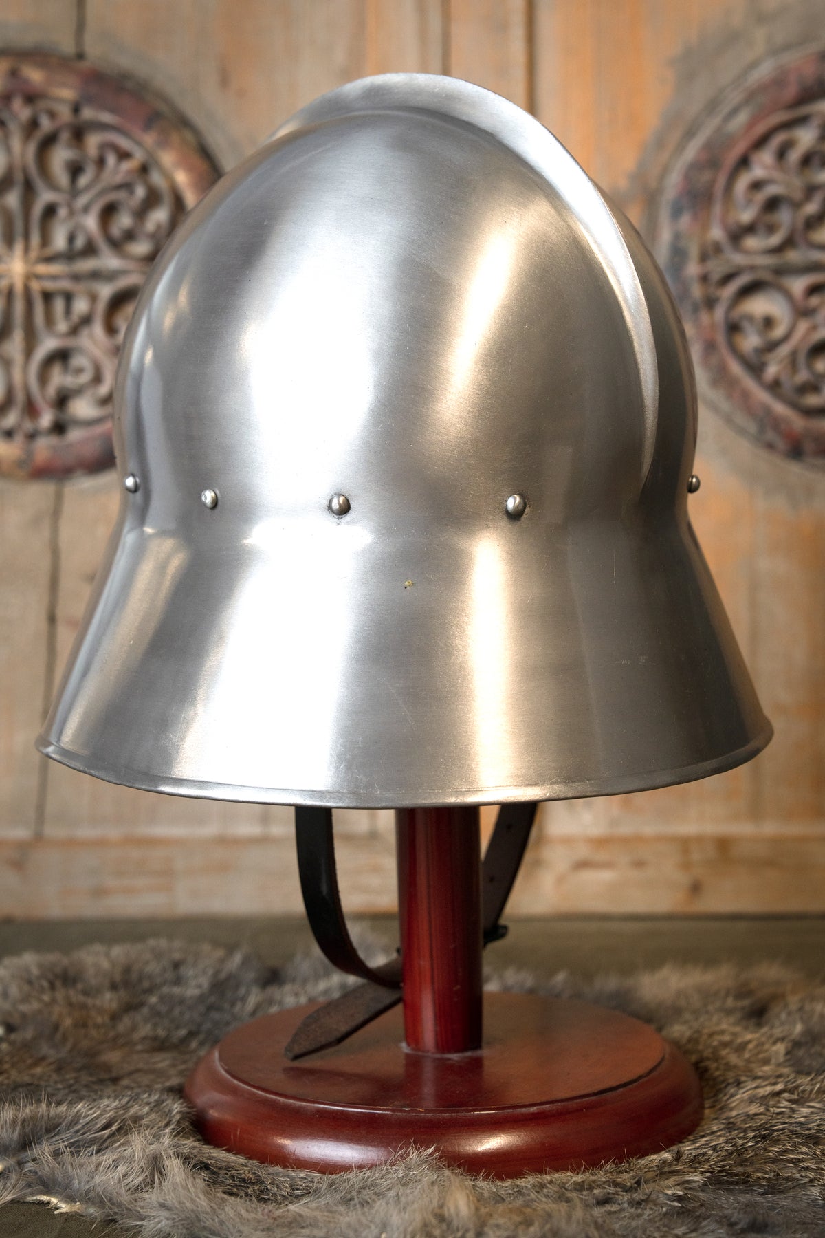 Casco alemán tipo kettle del siglo XV, 1 mm