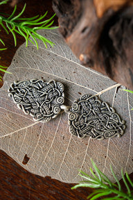 Irische Mantelschließe, versilberte Bronze