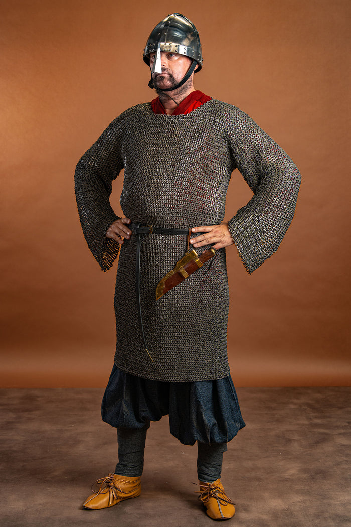 Hauberk, płaskie pierścienie, okrągłe nity, 8 mm