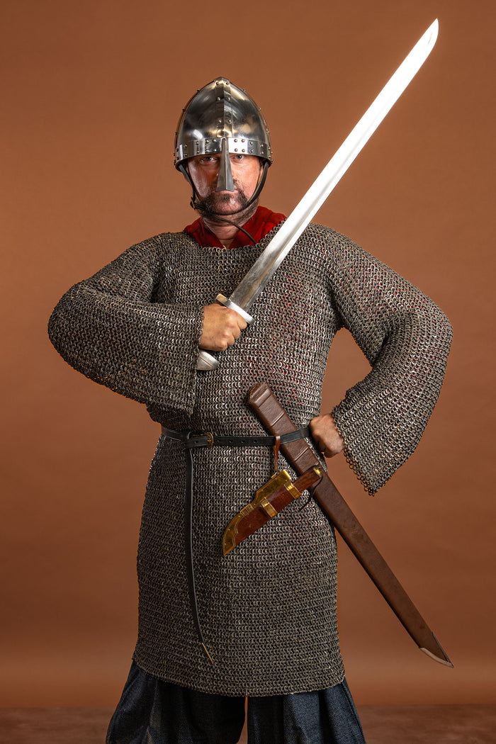 Hauberk, płaskie pierścienie, okrągłe nity, 8 mm