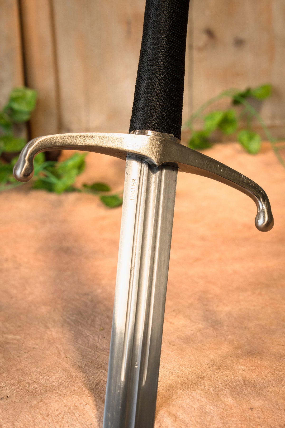 Spada Oakeshott XV del XIV–XV secolo, semi-affilata