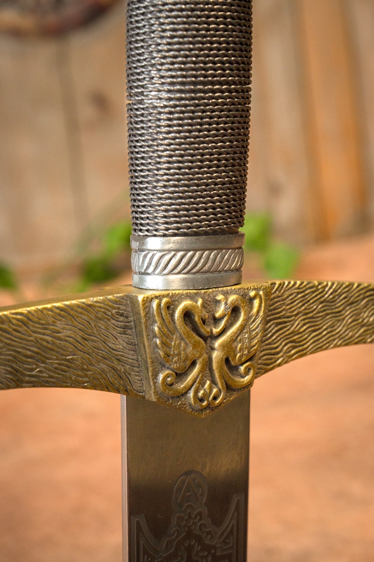 Heraldisk sværd, semi-skarp