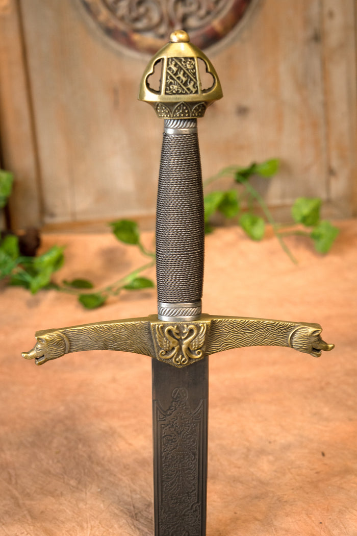 Heraldisk sværd, semi-skarp