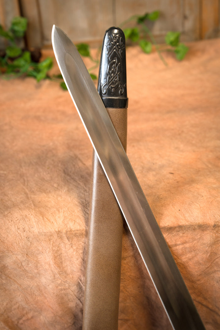 Vikingzwaard Bjorn met luxe schede, semi-scherp