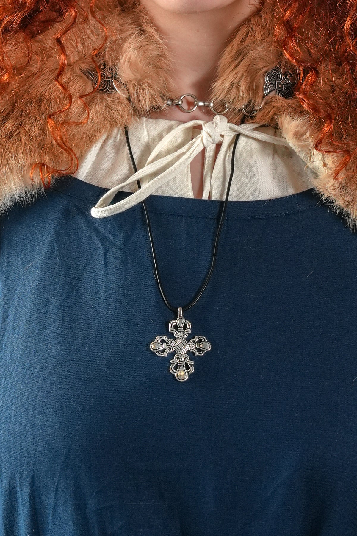 Vikingkruis ringerikestijl, verzilverd brons