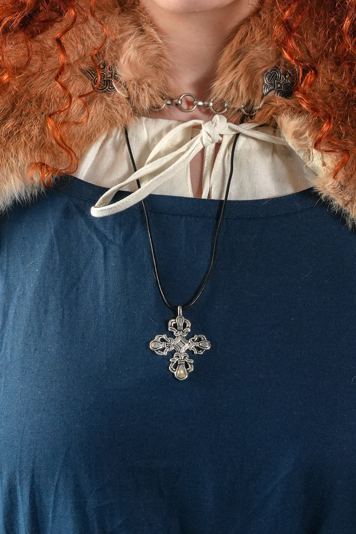 Vikingkruis ringerikestijl, verzilverd brons