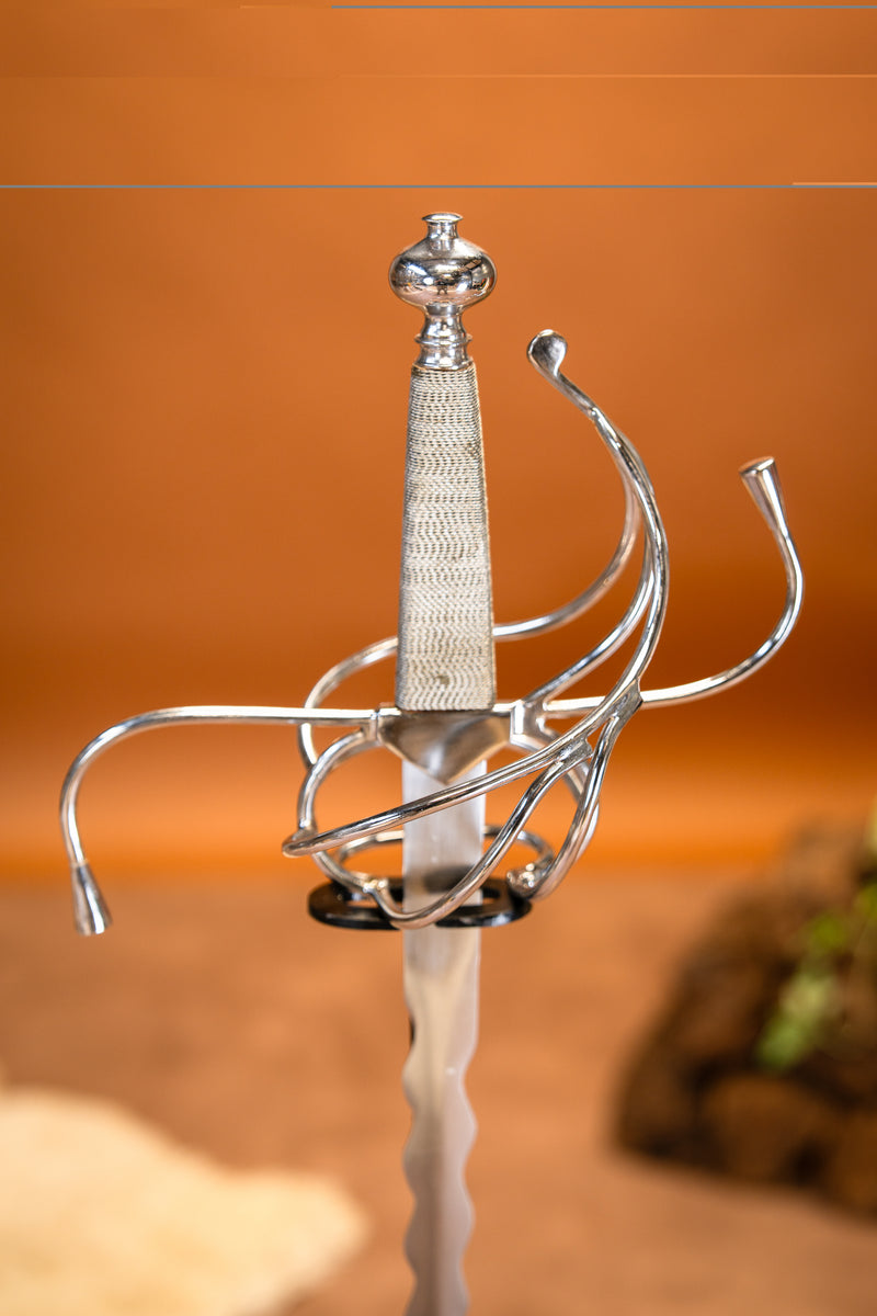 Rapier with flamberge blade, semi-sharp