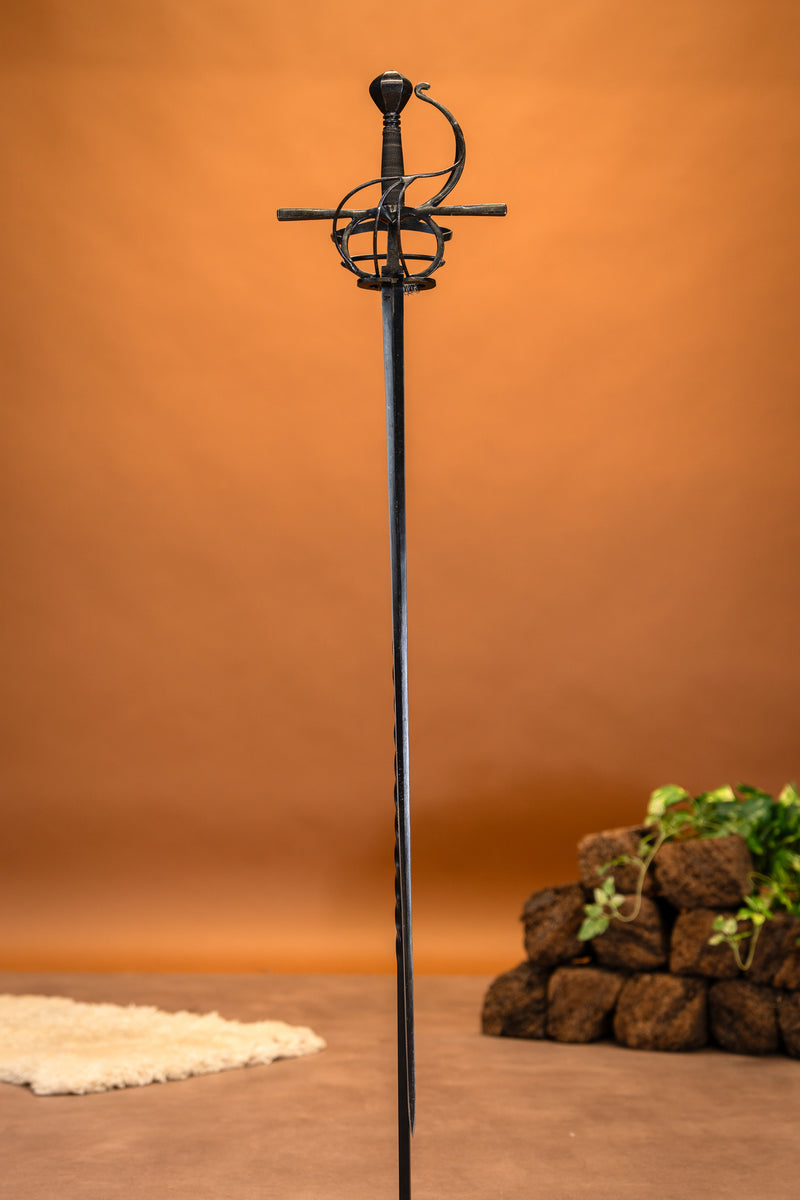 BattleCry Rapier, sharp