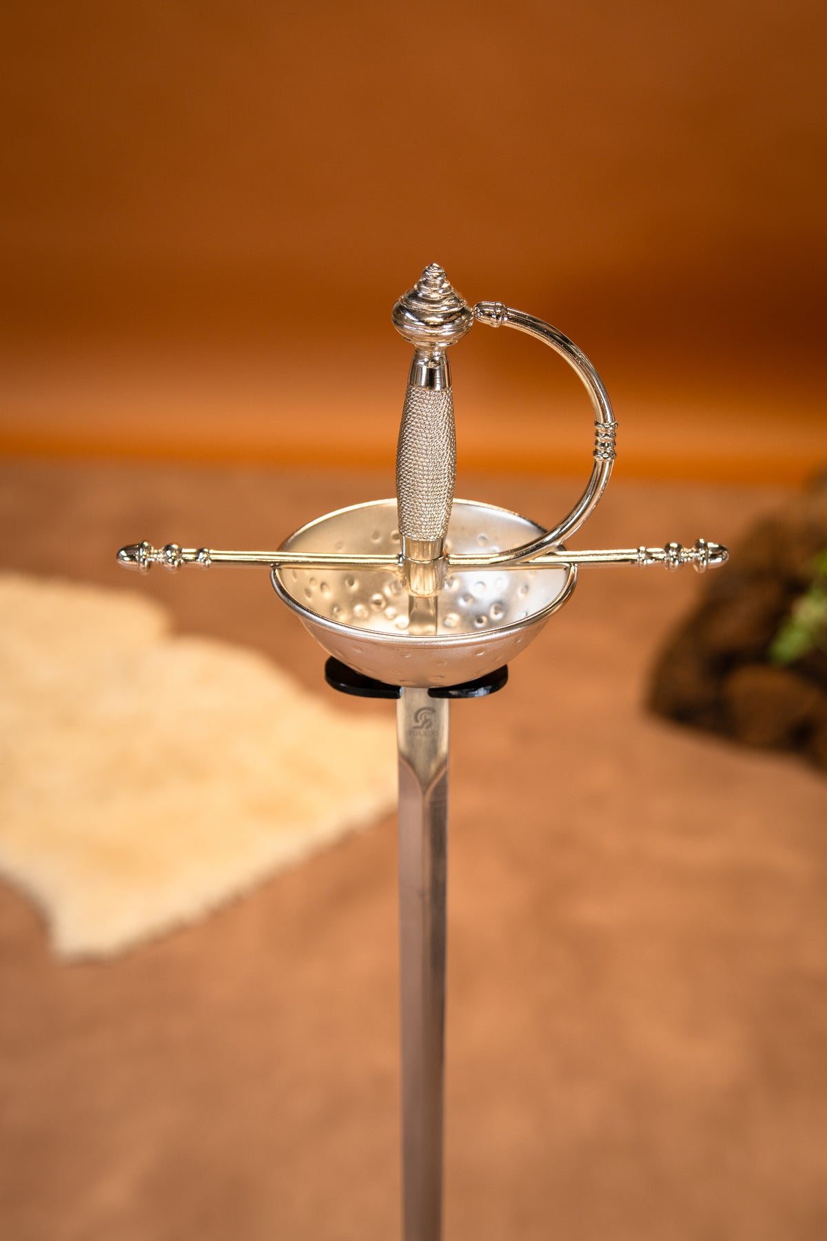 Bell rapier, semi-sharp