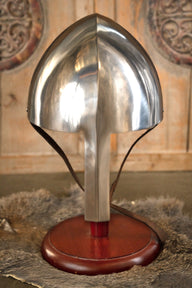 Casque nasal fin 12e siècle, 1,6 mm