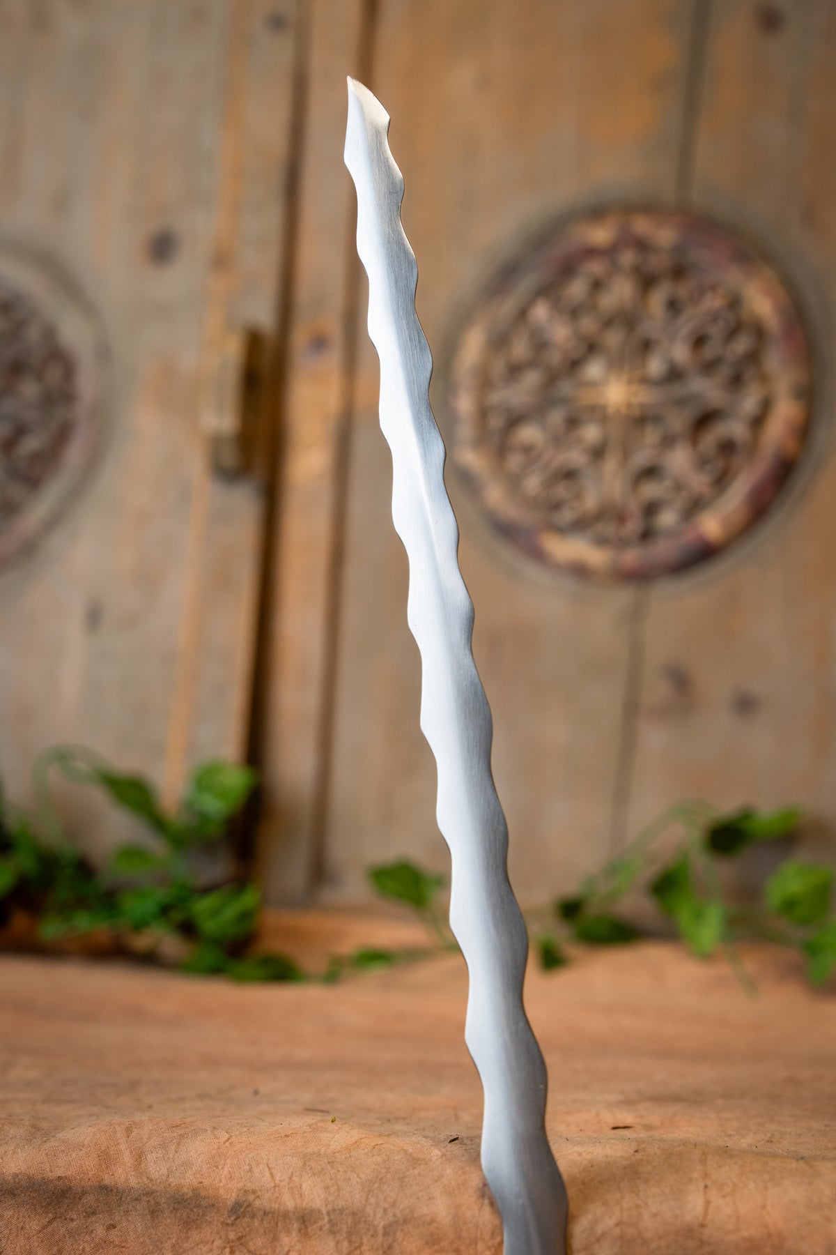 Rapier con hoja flamígera, semi-afilado