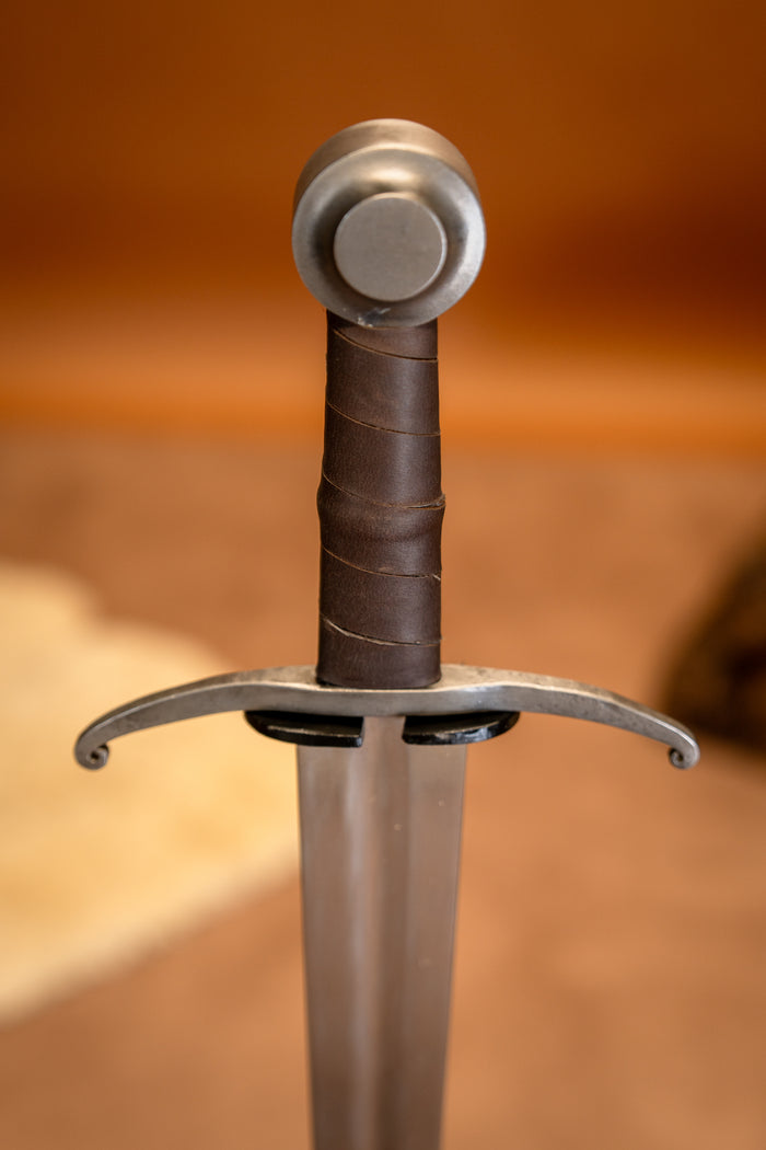 Middeleeuws zwaard Oakeshott type XIV, Battle-Ready, bot (battle-ready)