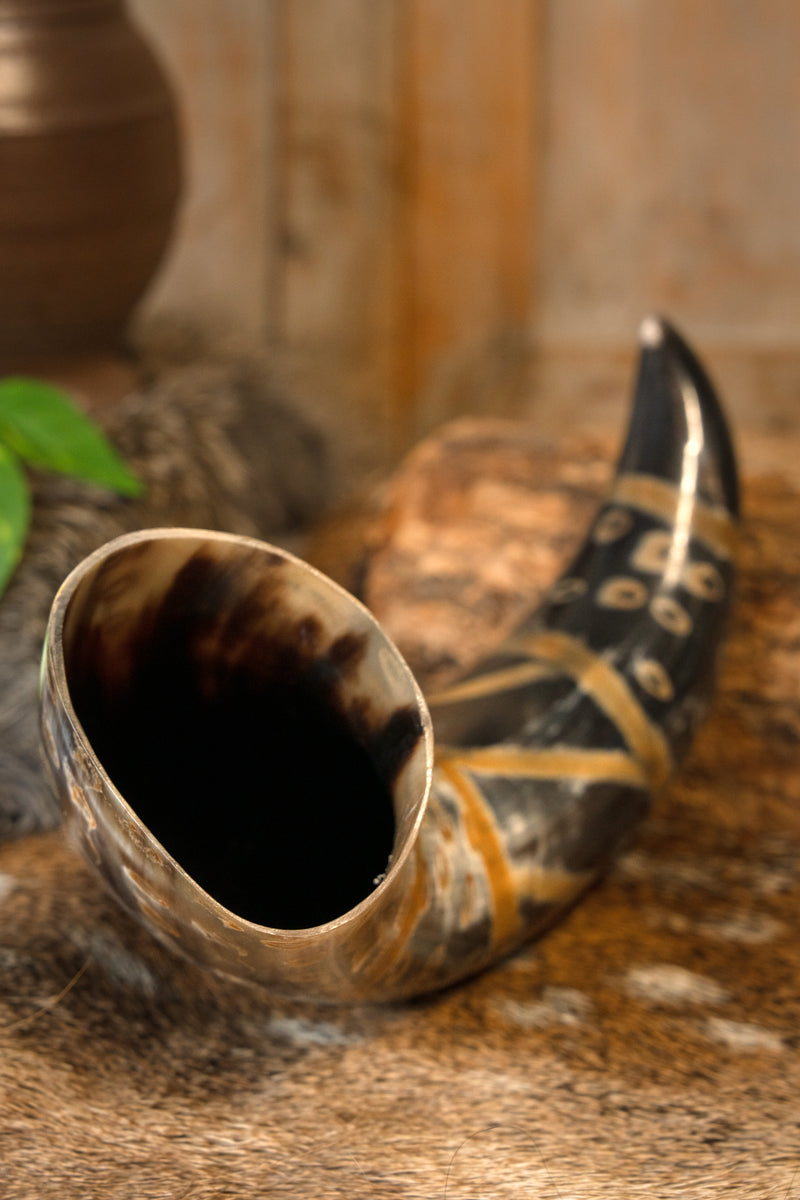 Cuerno de beber neolítico, 300–500 ml