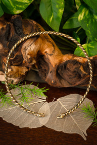 Torque Viking com cabeças de lobo, bronze