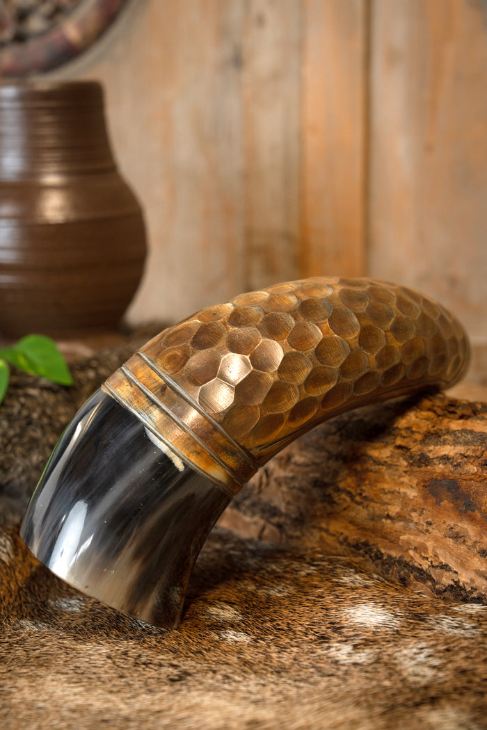 Dragon drinking horn, 500-650 ml