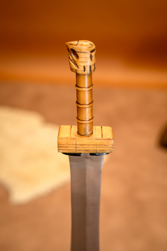 Parazonium, 1st century AD, semi-sharp