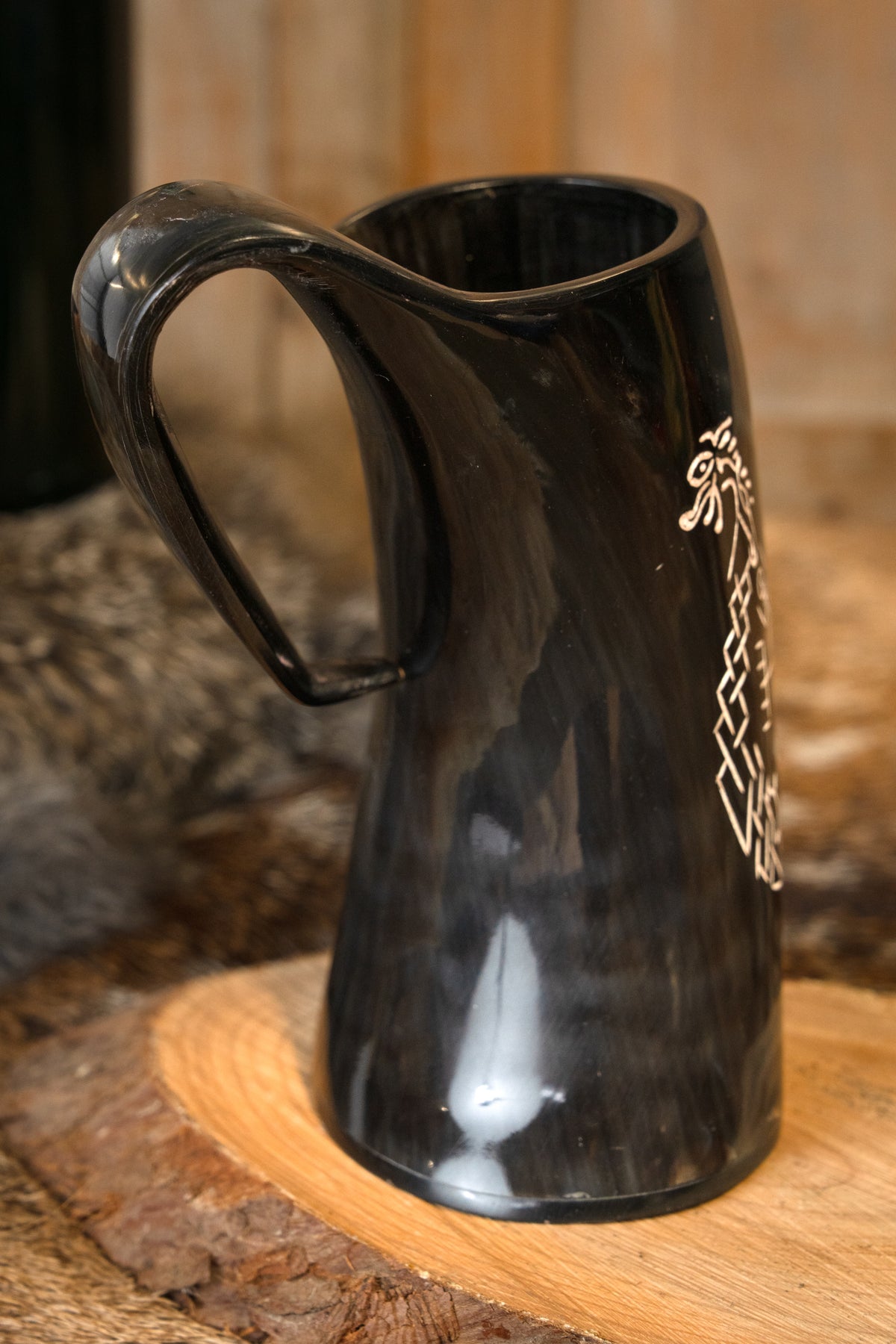 Jarra de cuerno vikinga Jormungandr, 500–650 ml