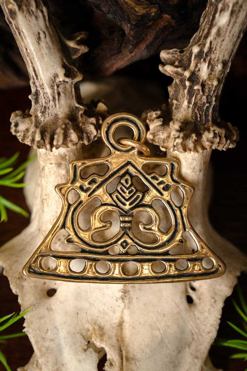 Divisore ornamentale vichingo della Lettonia, bronzo